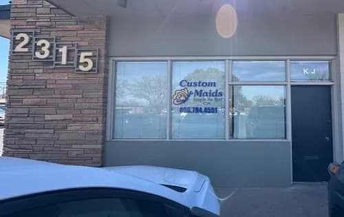 Custom Maids - Photo 2