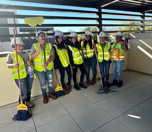 HappyClean - Photo 1