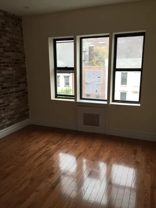 Planet Maids - Photo 2