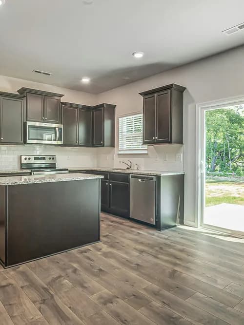 SiS Cleaners - Photo 4