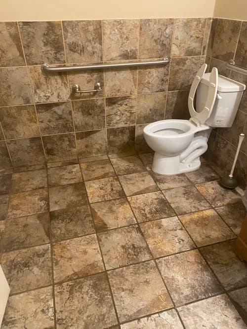 5 FINGERS COMMERCIAL CLEANING SERVICES - Photo 1