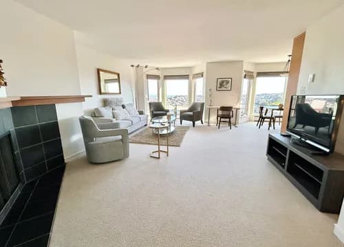 A&B House Cleaning - Photo 3