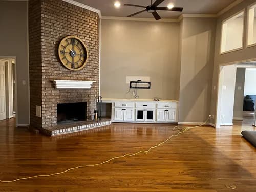 ABI Cleaningworks - Photo 3