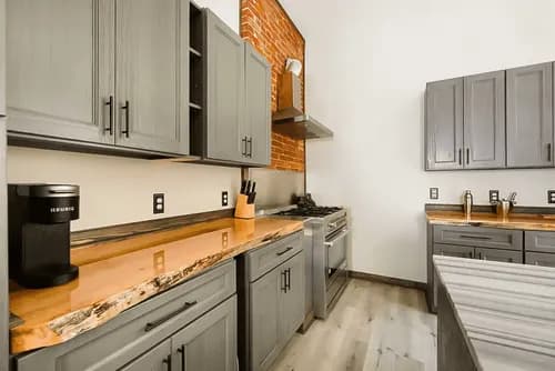 Always Pristine Cleaning