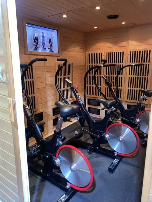 Anago Commercial Cleaning - Photo 3