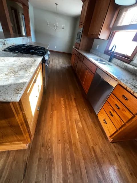 ANI CLEANING PROFESSIONAL LLC - Photo 4