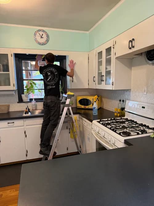 B’s Cleaning & Organizing LLC - Photo 3