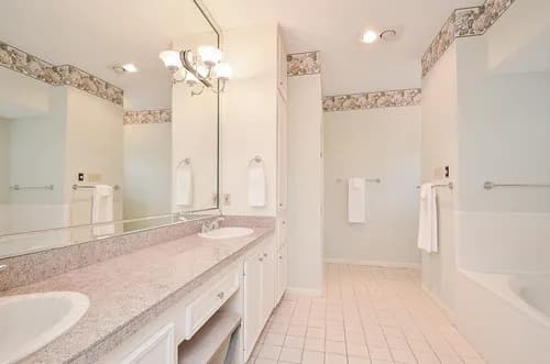 Bella's Neat Maid Services - Photo 1