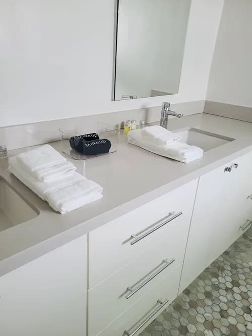 BG011 Cleaning Services