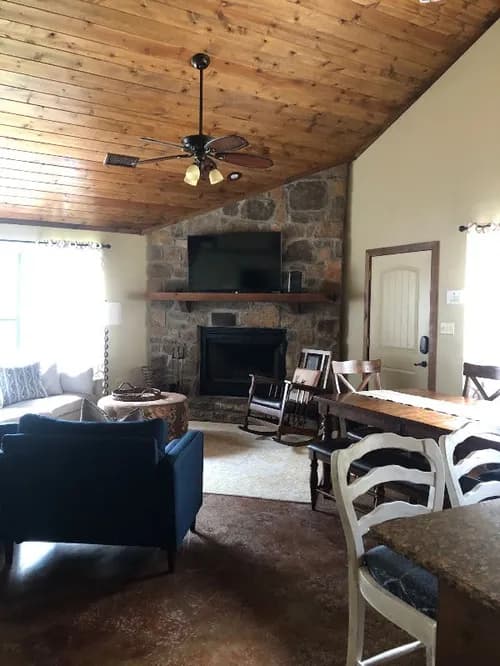 Blue Jay Cleaning Services - Photo 4