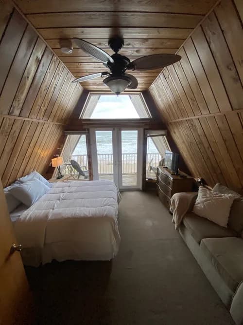 Blue Leaf Cleaning - Photo 2