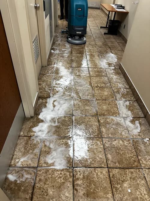 Border City Cleaning Inc - Photo 3