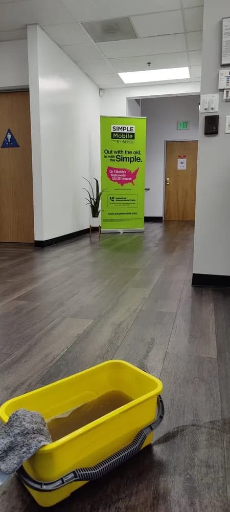 Bright Mop Cleaning - Photo 2