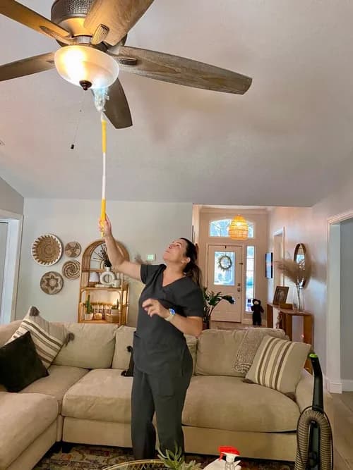 Britto's Cleaning Services LLC - Photo 5