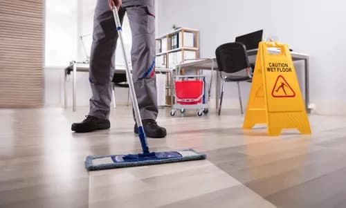 Caila's Cleaning Crew - Photo 2