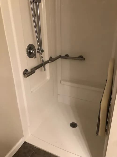 CBUS Cleaning Company LLC - Photo 3