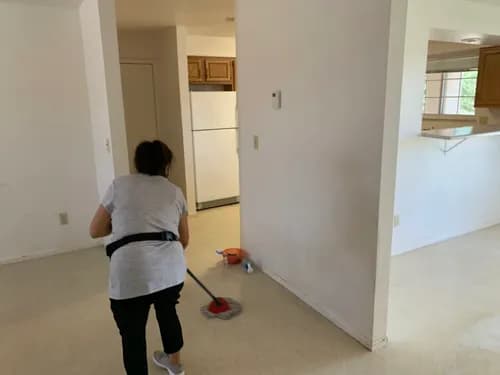 CECY’S CLEANING LLC - Photo 2