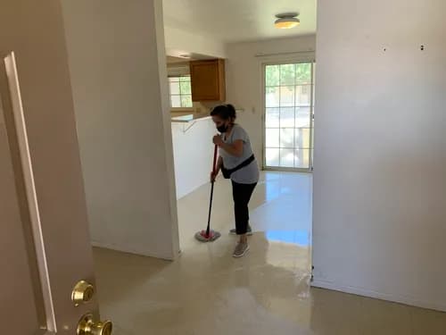 CECY’S CLEANING LLC - Photo 1