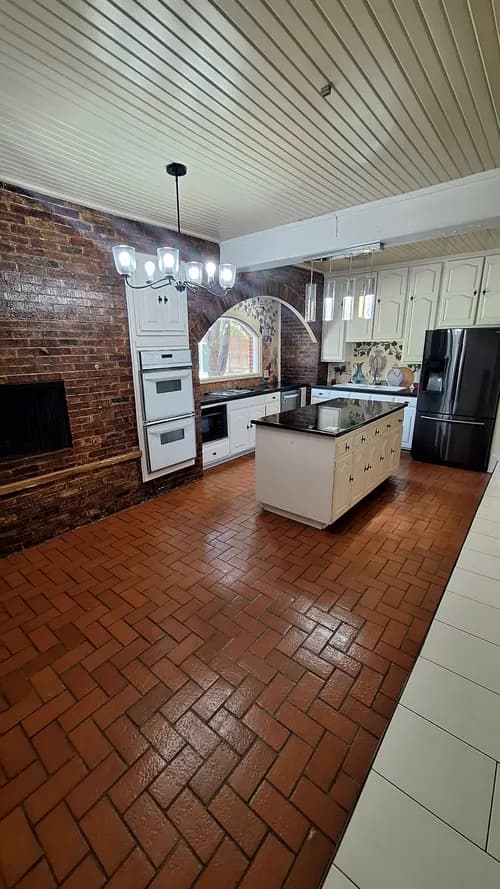 Chloe's Cleaning & Laundry Services