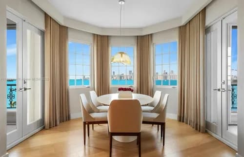 Clean and Spotless Services - Photo 3