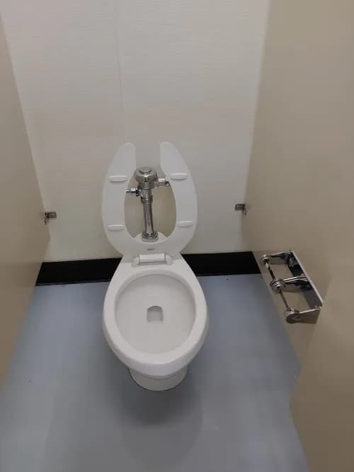 CLEAN & CLEAR HOUSEKEEPING LLC - Photo 2