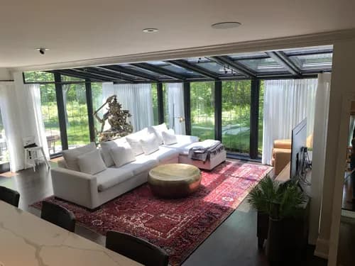 Cleaning lady and company - Photo 5