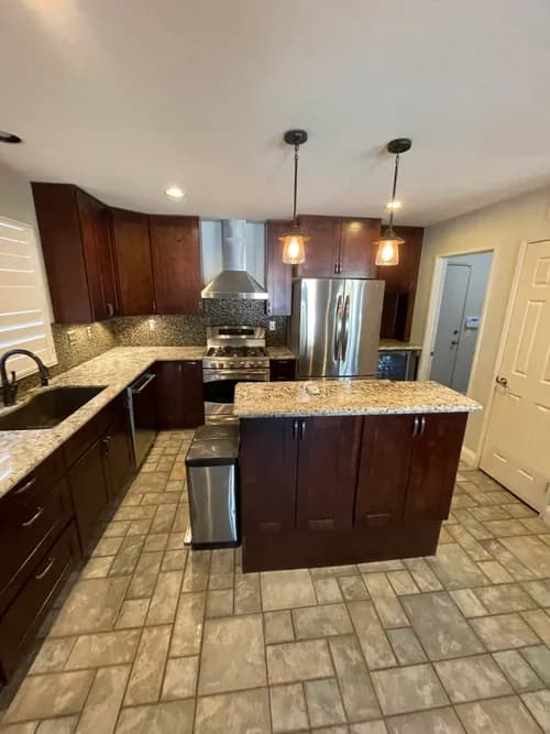 CleanWorks - Photo 1