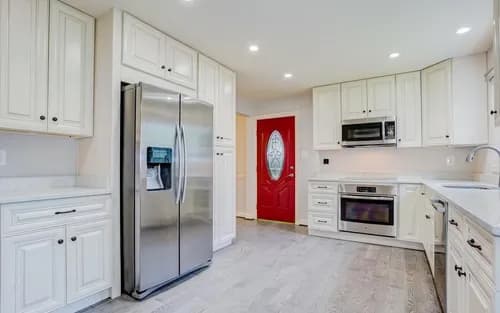 Clear Choice Cleaning Services LLC - Photo 4