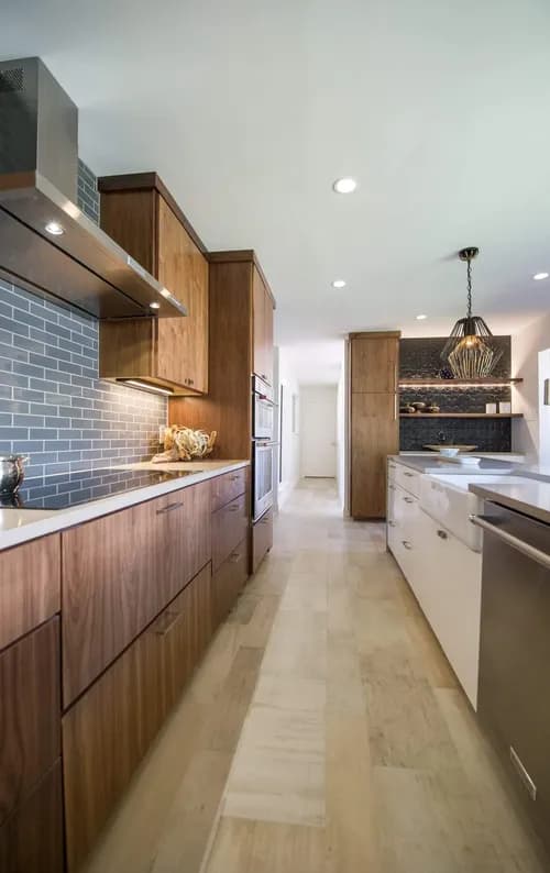 Cowtown Maids - Photo 2