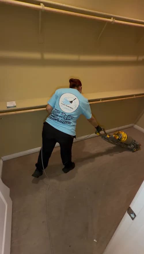 Cozy Almonds Cleaning - Photo 1