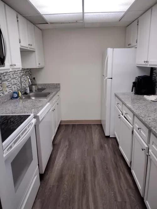 Creativity Cleaning LLC - Photo 2