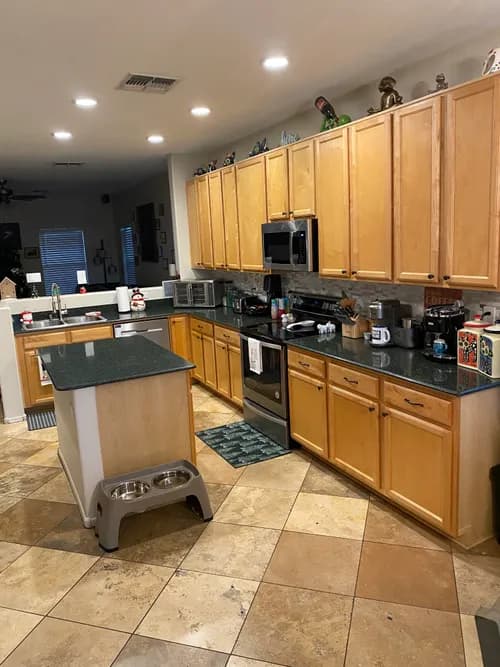 Day Cleaning Solutions - Photo 2