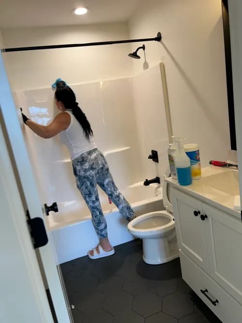 Daydream Cleaning - Photo 2