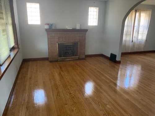 DEE MAIDS LLC - Photo 2