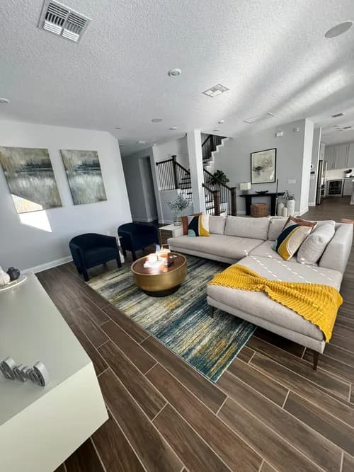 Divine Hands Cleaning & Pet sitting LLC - Photo 4