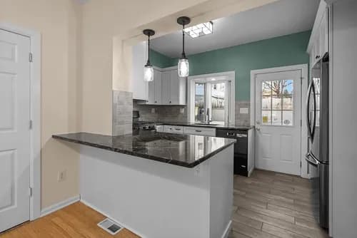 Domenic's Cleaning Service - Photo 3