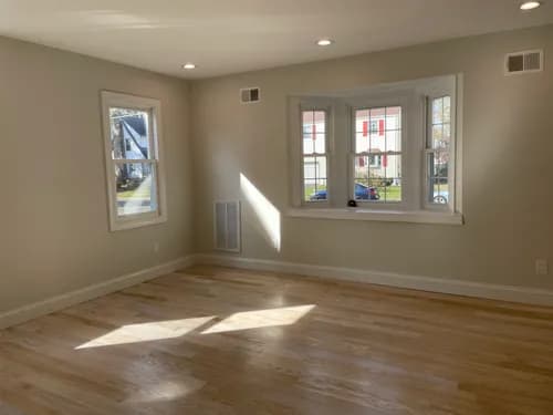 Eagle Cleaning Services - Photo 2