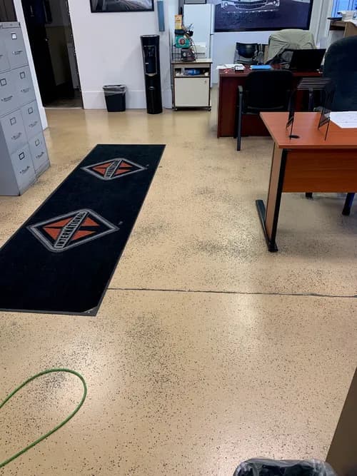 Eagle Cleaning Services - Photo 3