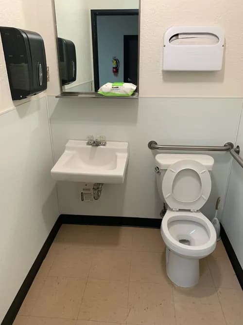 Eagle Cleaning Services - Photo 2