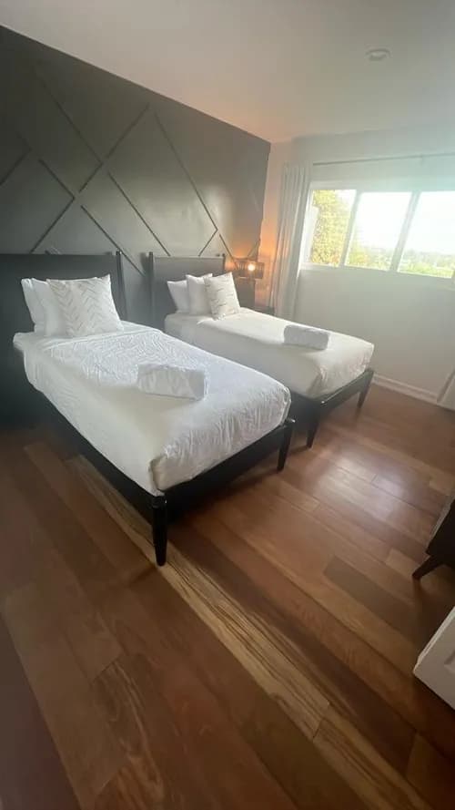 Elzee’s Cleaning Service - Photo 2