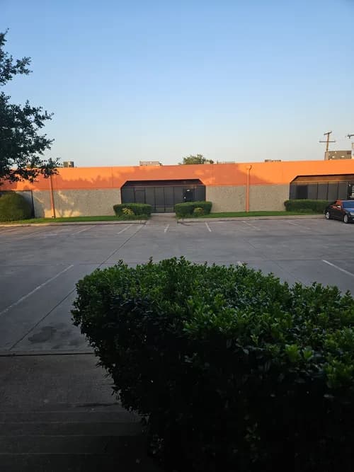 Esmeralda's Full House Cleaning - Photo 3