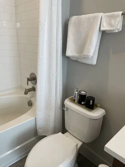 Fenise Cleaning LLC - Photo 3