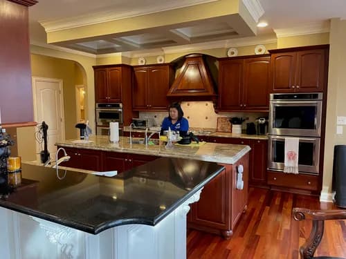 FlawlessMaids - Photo 2