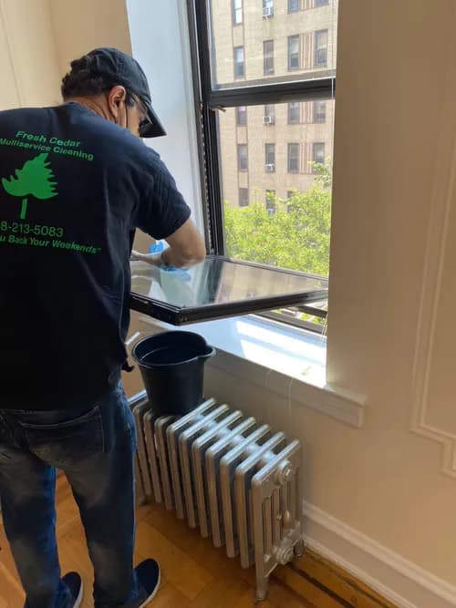 Fresh Cedar Cleaning - Photo 1