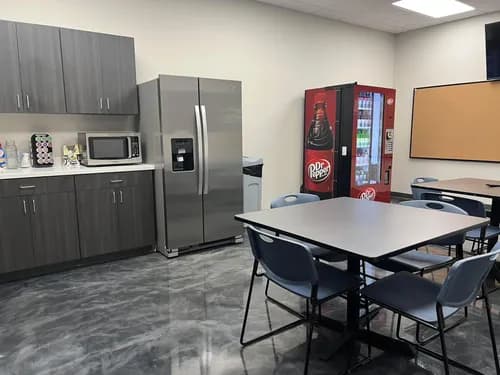 G Zisters Cleaning Services LLC - Photo 2