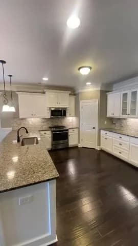 G Zisters Cleaning Services LLC - Photo 5