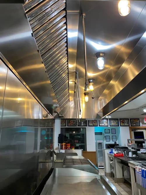 Gabriel’s Power Wash & Hood Cleaning specialist - Photo 2