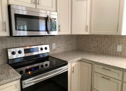 GLEAM TEAM CLEANING LLC - Photo 2