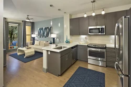 Gleaming Cleanings - Photo 1