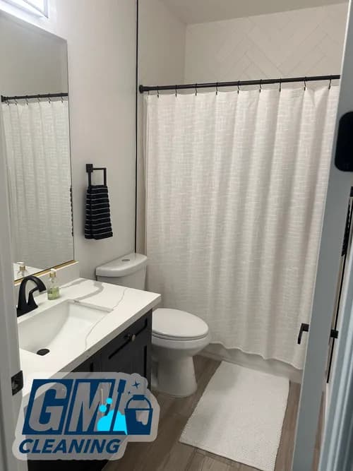 GM Cleaning Service - Photo 1